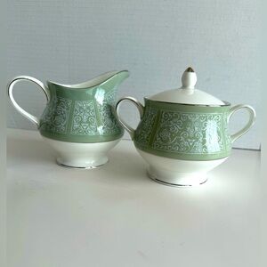 Vintage Wedgwood Fine Bone China Creamer and Sugar Pair in “Kenilworth” Pattern